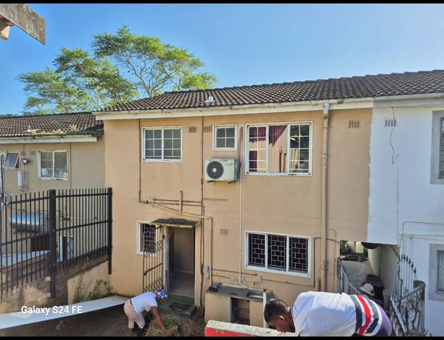 3 BEDROOM HOUSE FOR SALE IN GREENBURY